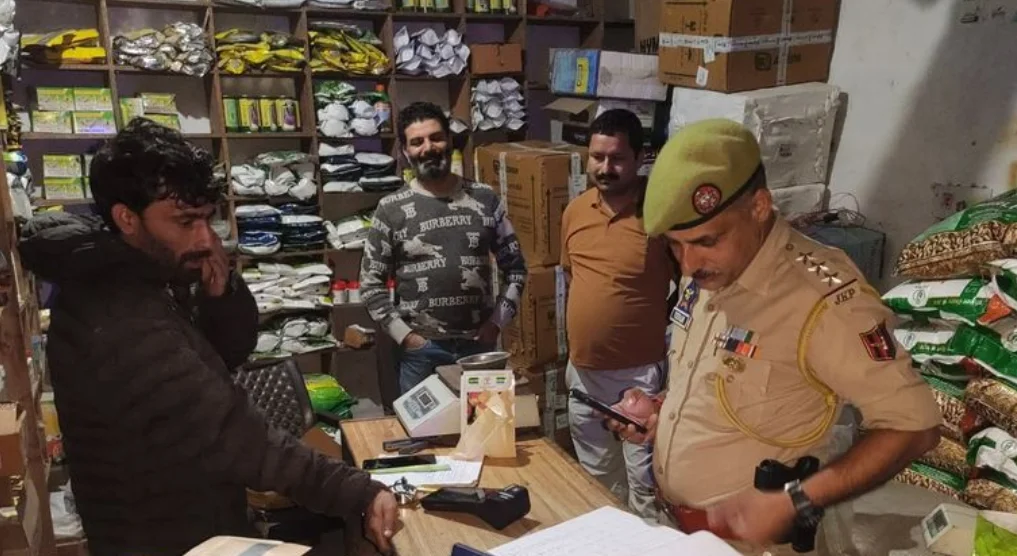 Ramban Police Inspect Shops Selling Explosive Materials Ahead of Festive Season