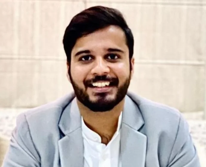 Bengaluru: IAS Officer, Three Others Booked for Allegedly Assaulting Police at Pub
