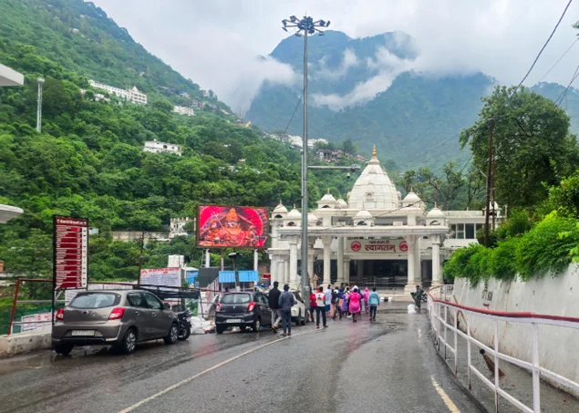 Man posing as travel agent to dupe Mata Vaishno Devi pilgrims arrested