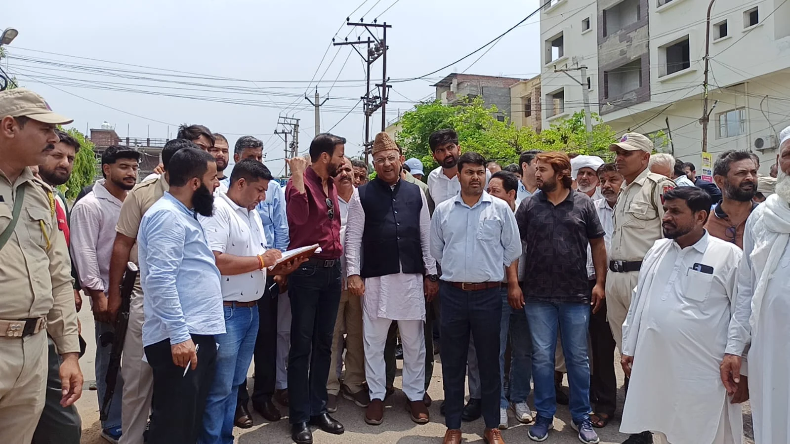 MP Khatana, JMC Comm Inspect Ward 74, Review Devp, Civic Works