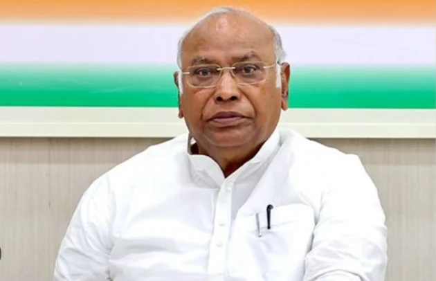 Kharge lists Cong's 3 'non-negotiable demands'; going back to ballot paper among them