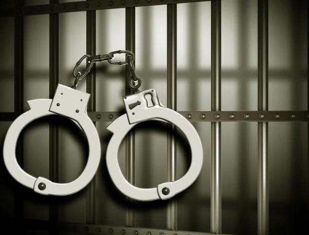 3 peddlers arrested in Jammu; 2 pistols, narcotics seized
