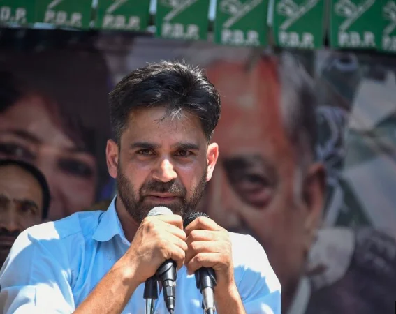 JK EoDB law puts residential areas at risk of conversion into commercial ones: PDP leader Para