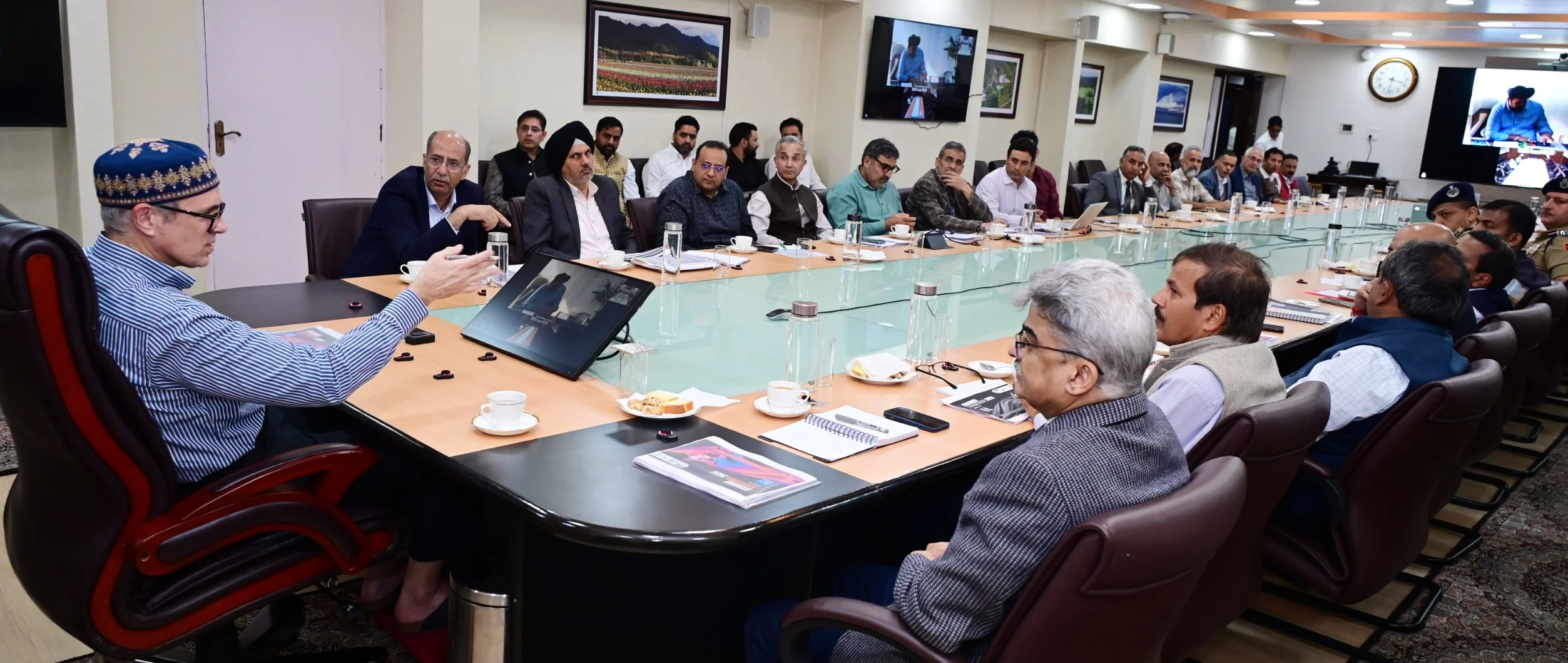 CM Omar Abdullah reviews preparations for Kashmir Marathon