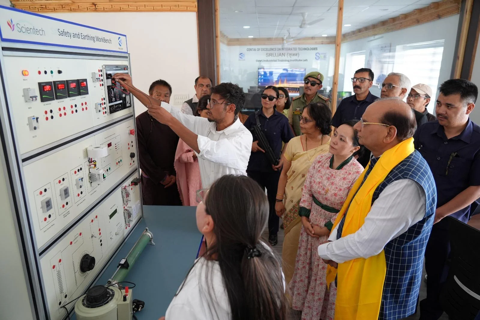 LG Ladakh Saxena inaugurates Centre of Excellence on Integrated Technologies