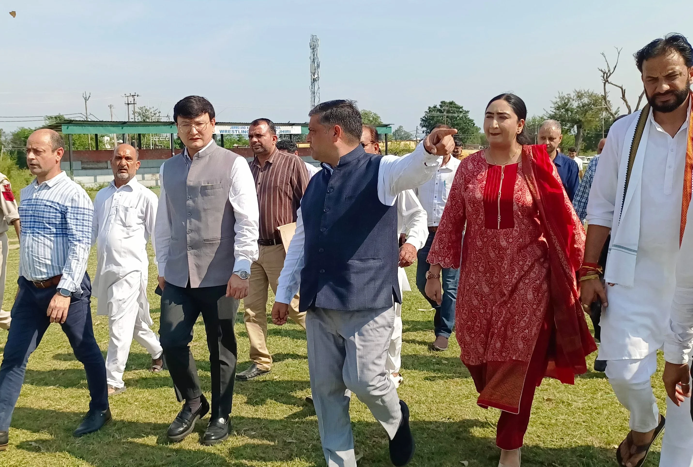 DC Sherpa reviews arrangements for Jhiri Mela at Baba Jitto Shrine