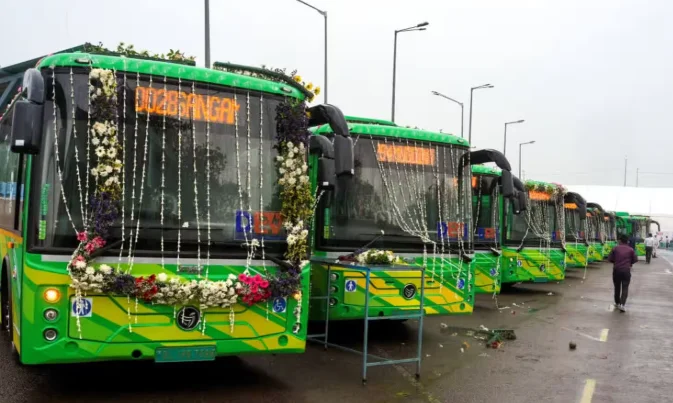 Over 150 buses challaned in Delhi during special drive