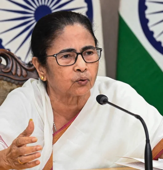 Mamata claims leaders under house arrest before TMC rally, BJP workers blocking route to event
