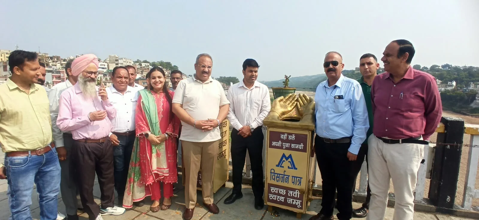 JMC Strengthens Tawi River Conservation with Installation of Visarjan Patras at Gujjar Nagar Bridge