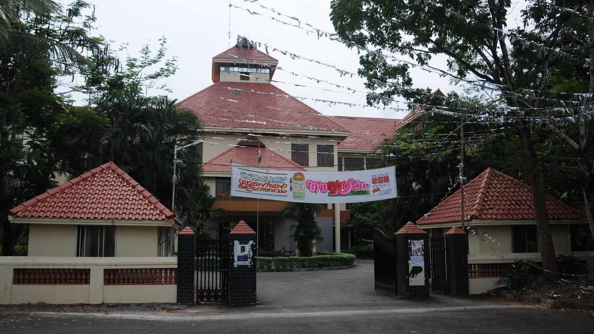 Differences crop up in Sanskrit varsity Syndicate decision to cancel incomplete exam tabulation registers as UDF nominees seek amendment