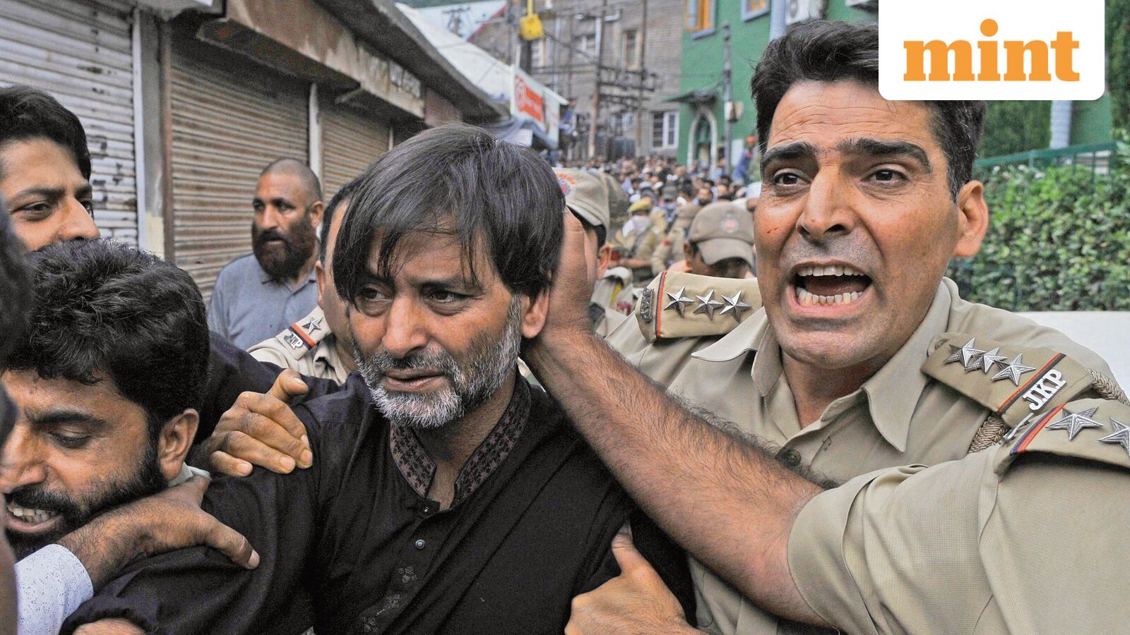 Yasin Malik denies involvement in Kashmiri Pandit murder, says will divorce Pak wife; seeks death penalty