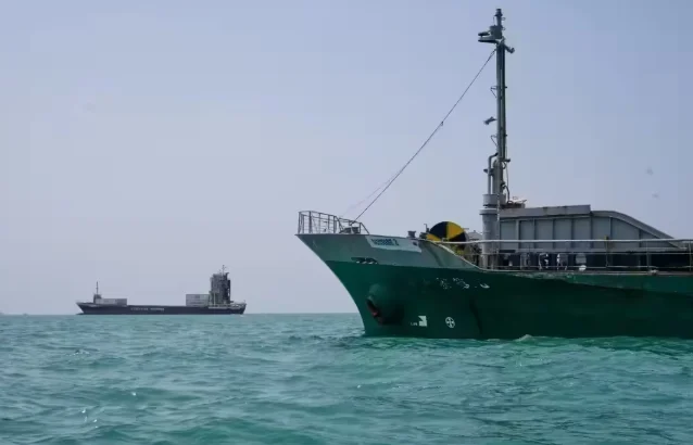 Oil Tanker Strikes Mines While Trying to Cross Strait of Hormuz: IRGC
