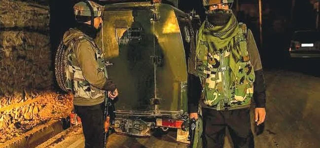 Terrorists open fire on labourers in Kulgam; 1 dead, 1 injured