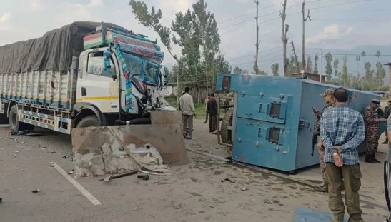 5 CRPF Personnel Among 7 Injured In Collision On Jammu-Srinagar Highway