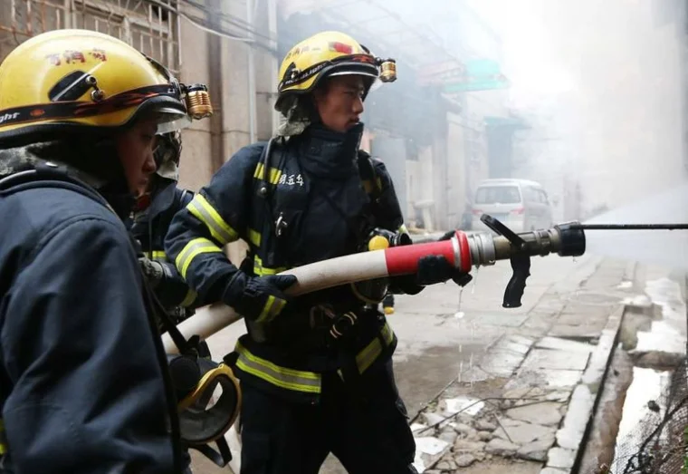 8 Killed, One Injured in Textile Factory Fire in China