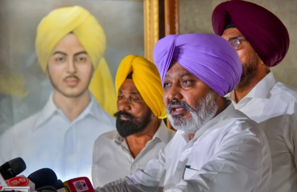 Punjab Assembly Slams BJP-led Centre Govt, Passes Resolution On Paper Leaks