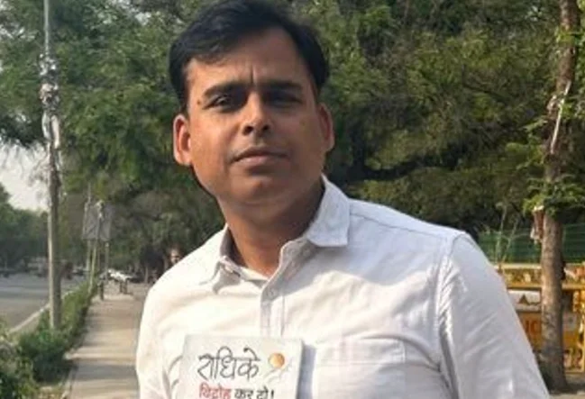 FIR Registered Against Journalist Abhishek Upadhyay In Ghaziabad Road Rage Case, He Calls It ‘Planted’