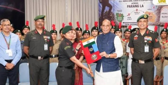 Rajnath Flags Off NCC Girl Cadets’ 250-Km Himalayan Trek