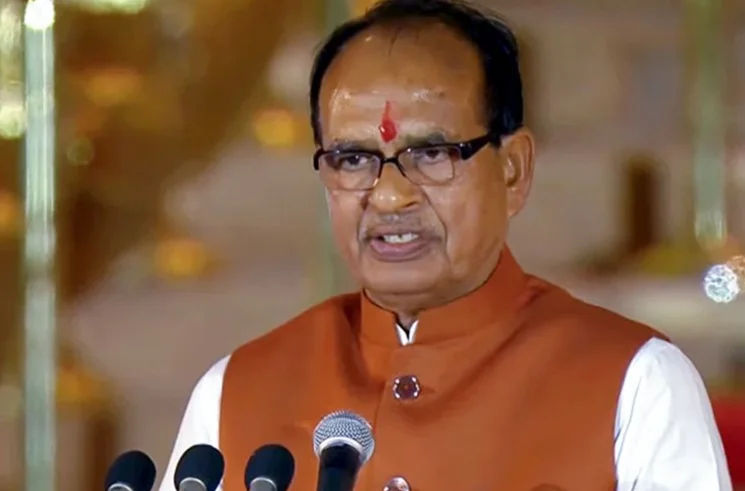 Shivraj Singh Chouhan Visits Flood-Hit Bihar, Reviews Relief and Rescue Operations