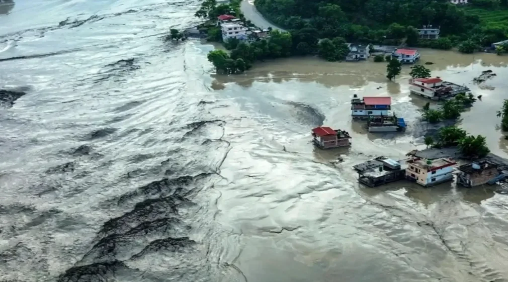 Nepal flash floods: Death toll rises to 1,252, nearly 4,900 still missing