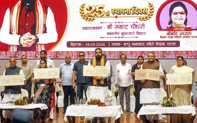 Bihar CM, MPs, ministers donate one month's salary for flood relief