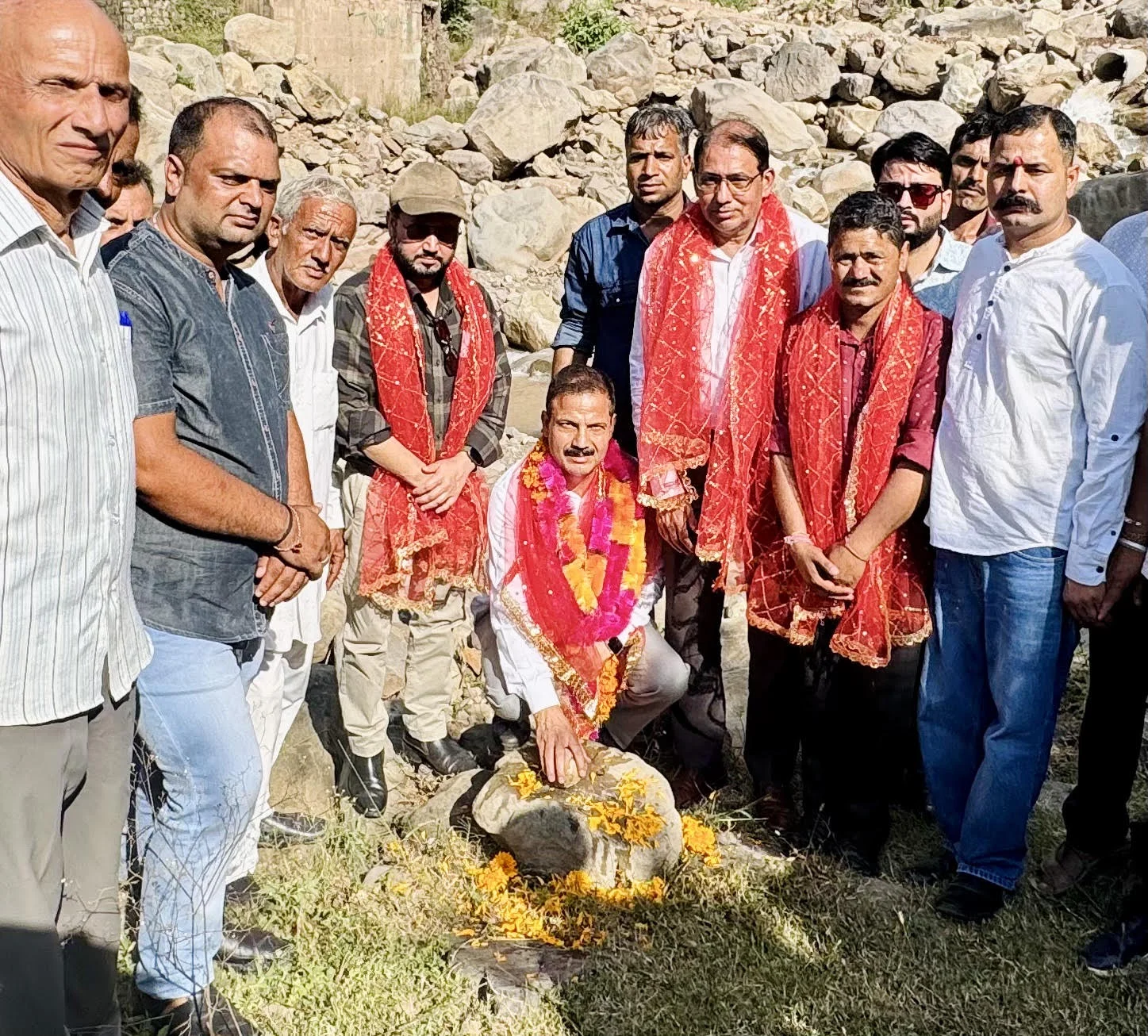 MLA Mankotia Lays Foundation Stone for Rs 1.95 Cr Dhakdu (Ossu) Bridge