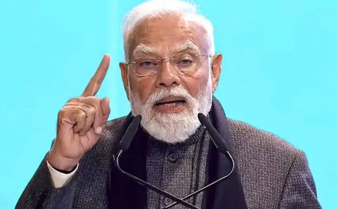 PM Modi Takes Dig at Cong’s ‘Chhatron Ki Goonj’ Campaign, Calls It ‘Jooth Ki Goonj’