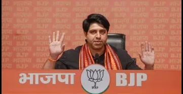 Shehzad Poonawalla Again Seeks Acceptance of Resignation, Writes to BJP Chief Nitin Nabin